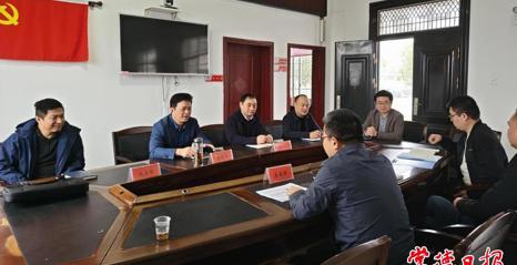 常德市城管执法局等单位下沉村社开展帮扶走访工作