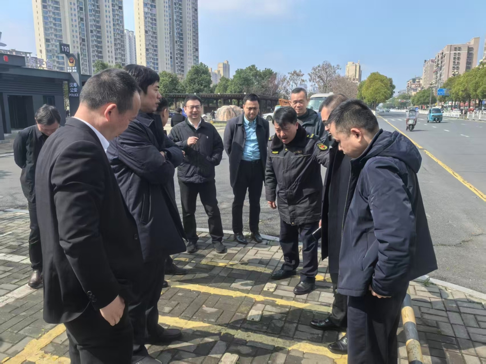 812b3e8c8b6153f51d2a3055759e194c