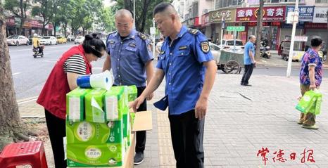 城管队员：城市管理没有一劳永逸